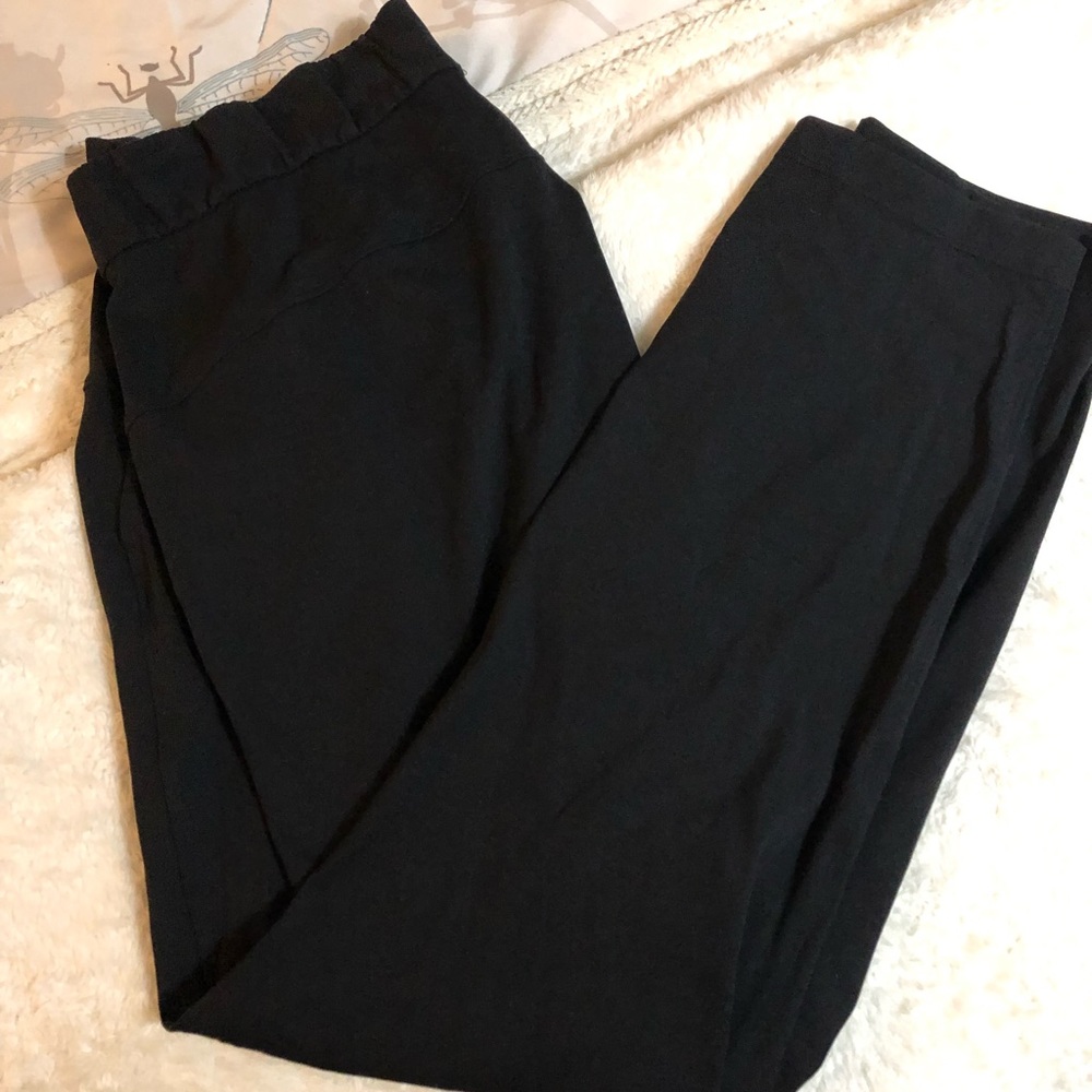 Lululemon On The Fly pant